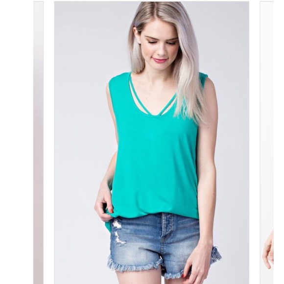 Bamboo tank tops - Picture 7 of 8